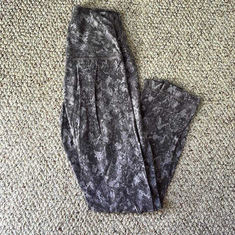 Lululemon align 4 25” inseam